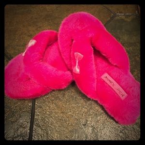 Betsey Johnson Fuzzy Flip Flops